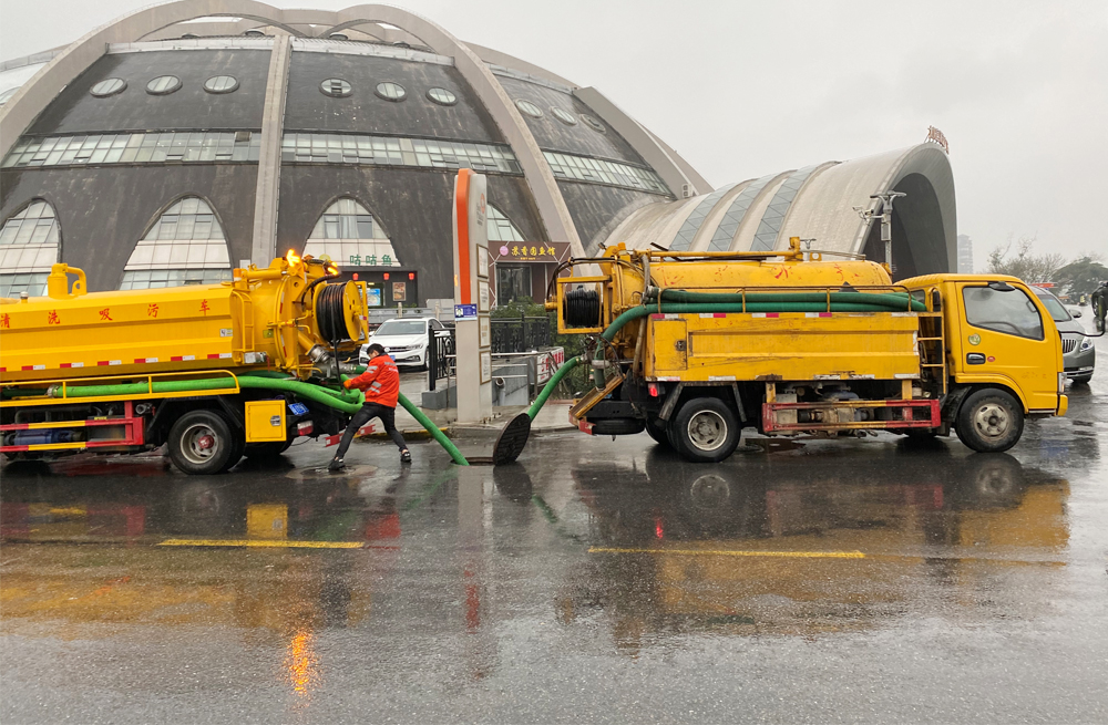 271虹口商场管道清淤